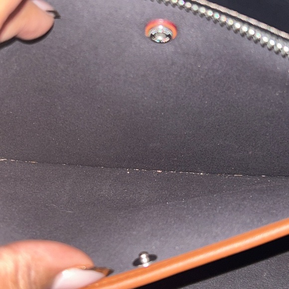 Coach Soft Empire 40 Distressed Leather Carryall - Picture 13 of 16